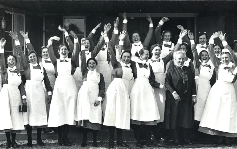 x96522 826183 1929 diaconessen uitzwaaien koninklijke familie 960x520