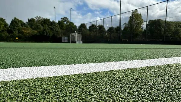 watervrij hockeyveld