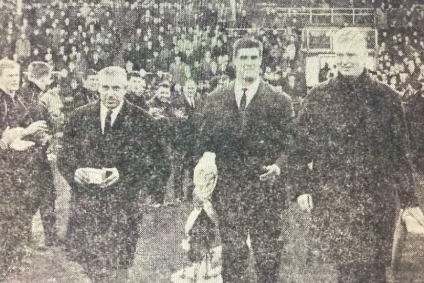 anton geesink gehuldigd