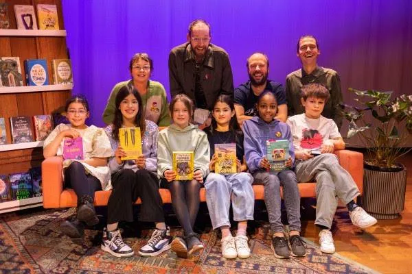 jury en finalisten voorleeswedstrijd