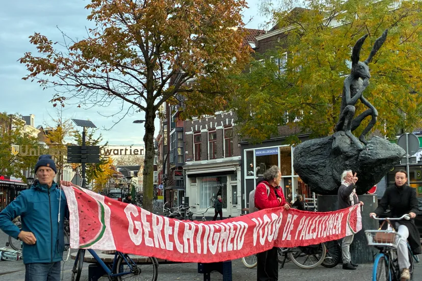 neude silent street protest 11-11-2025