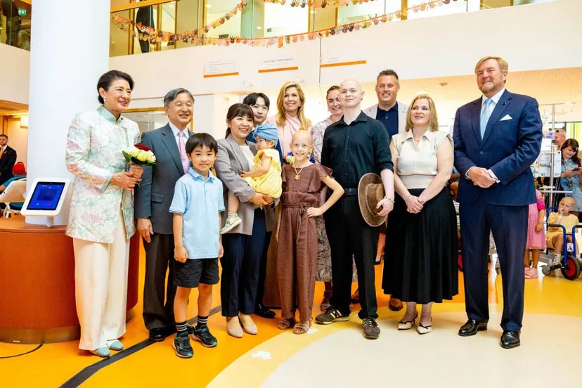 bezoek Maxima centrum Japans keizerspaar