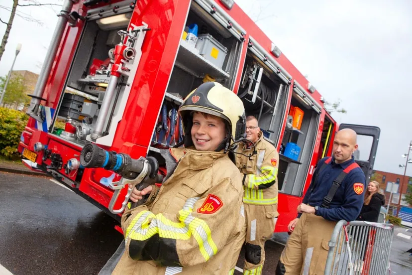 350244884 263394722852512 3751359518533828576 n