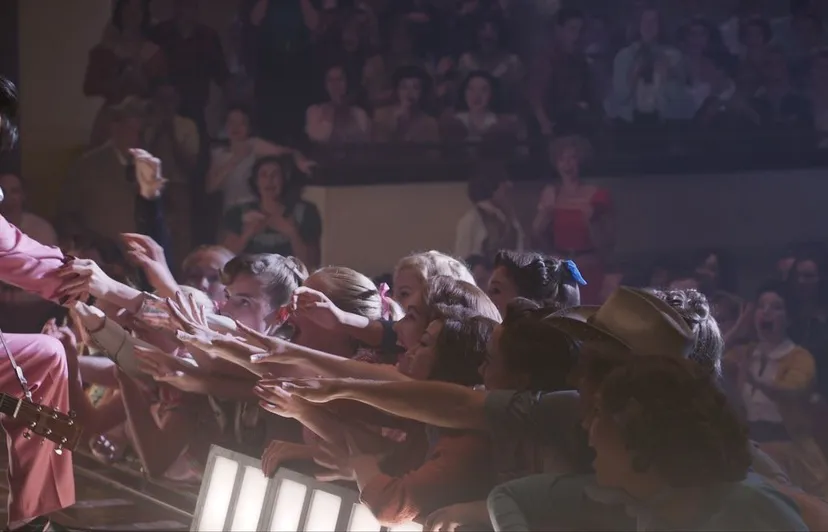 elvis st 32 jpg sd low 2022 warner bros pictures all rights reserved photo credit courtesy of warner bros pictures