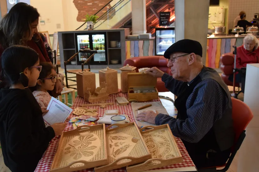 fries houtsnijwerk 1