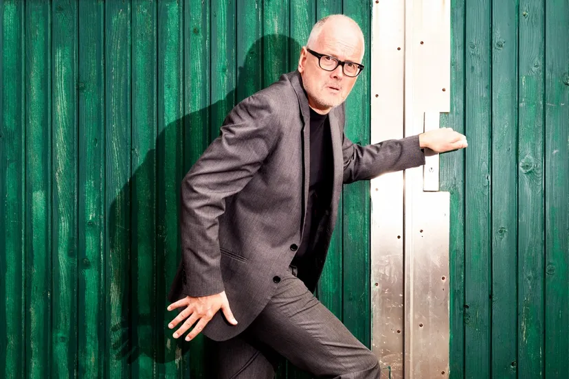 kees van amstel vluchtweg altijd vrijhouden liggend kleiner