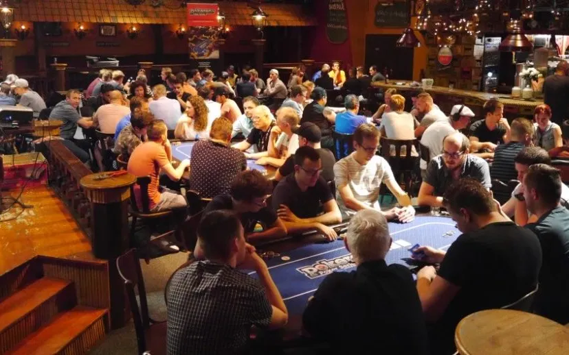 poker series ede 915x518 1