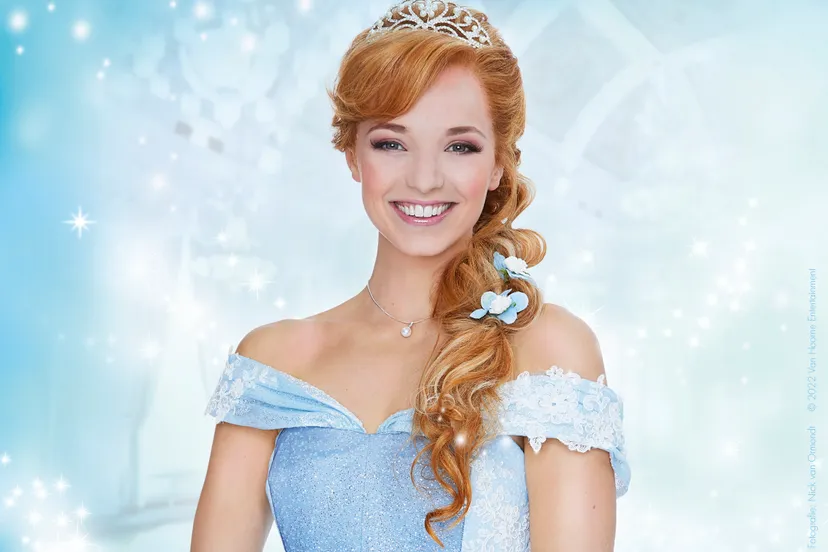 promobeeld assepoester de musical liggend fotograaf nick van ormondt