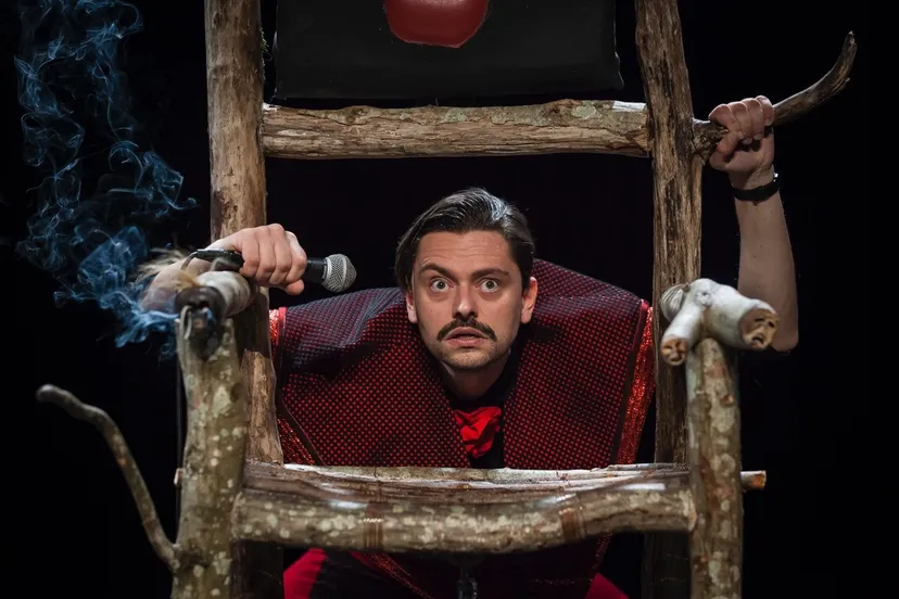 scenefoto stefano keizers hans teeuwen c julie hrudova 3 1