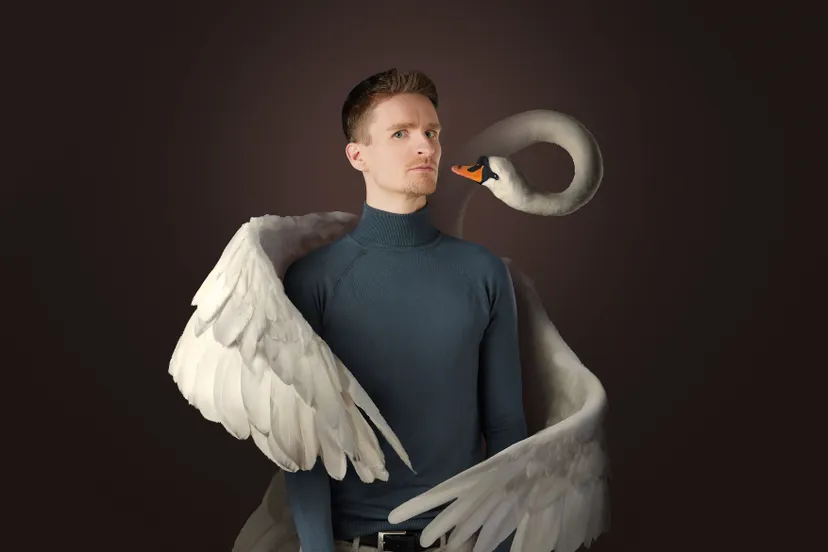 stefan hendrikx whos the man liggend copyright anne van zantwijk fotografie en simon boer bewerking