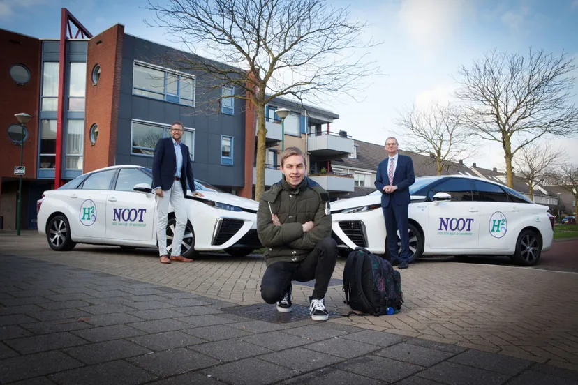 waterstofauto voor leerlingenvervoer