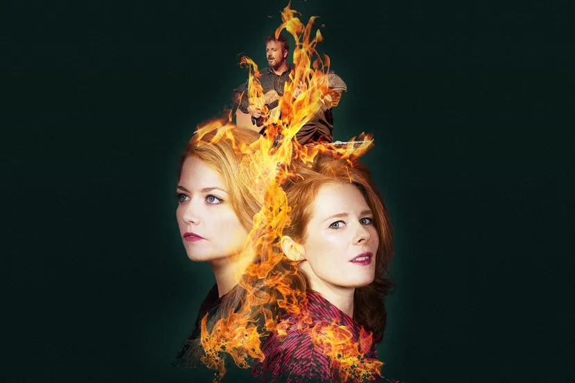 yentl en de boer de kampvuursessies liggend copyright anne van zantwijk en bart heemskerk fotografie en jurjen van loon ontwerp