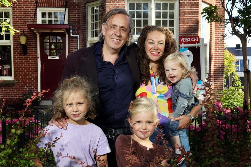 marceleneva liggend c jan dirk van den burg klein