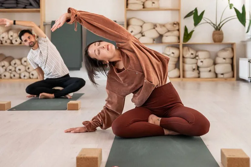 YogaStudioVeenendaal_CatchTheWaveConcepts_maart2025-11