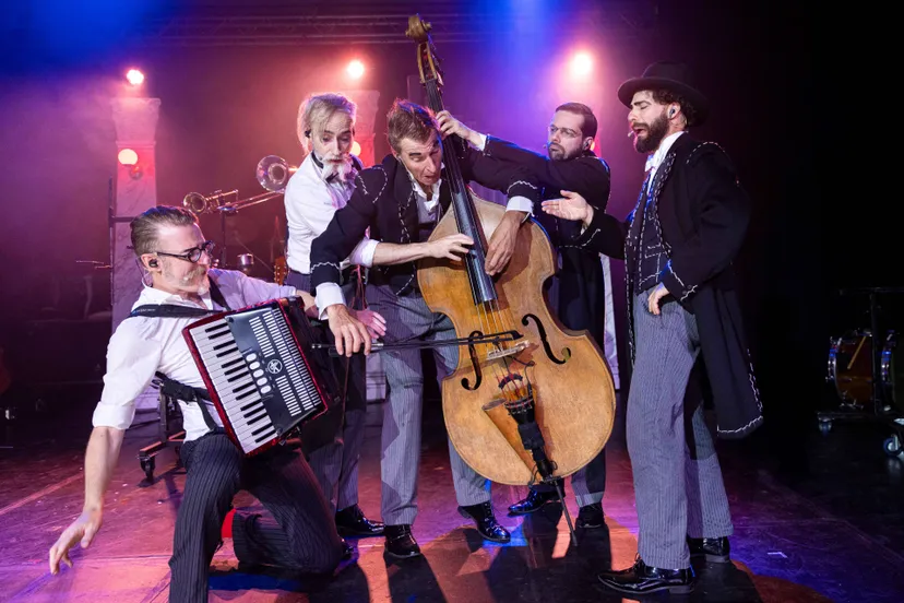 Släpstick - Schërzo - foto 1 (c) Duncan McGlynn