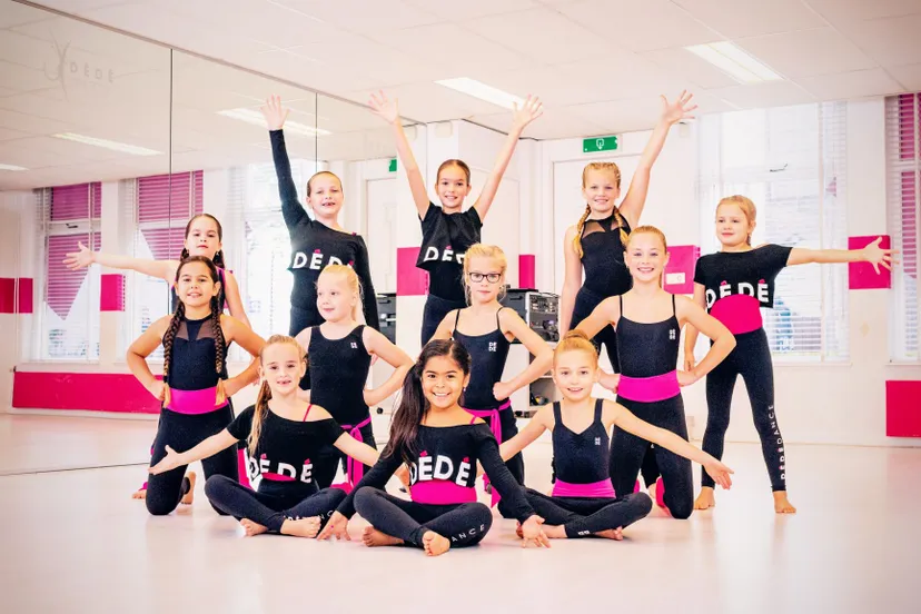 dede dance 2