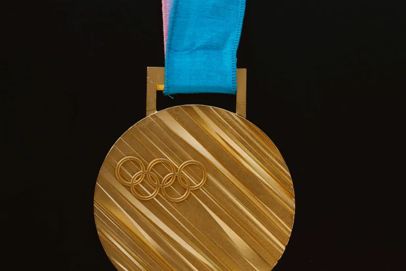 gouden medaille charles deluvio unsplash