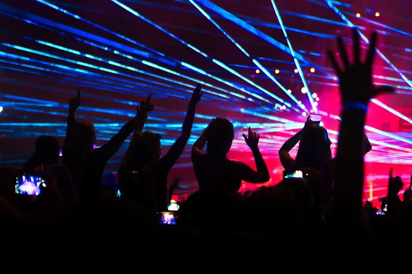 lasershow nico franz via pixabay