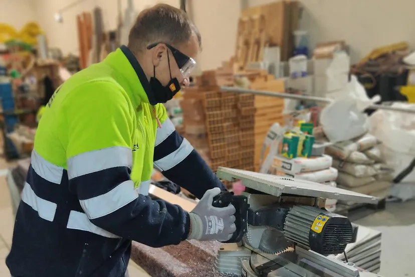 metaalbewerker federico henao via pixabay