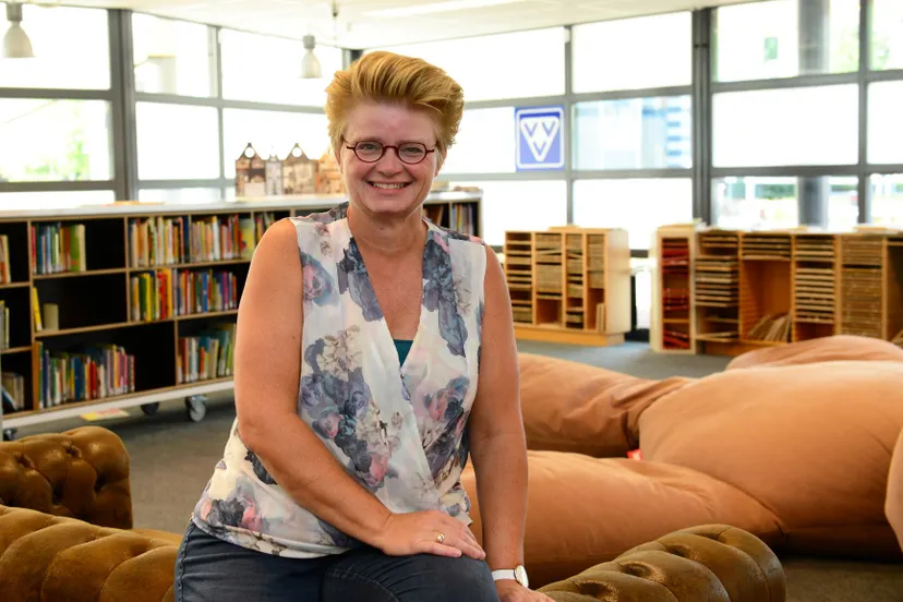 monique laudy van de bieb