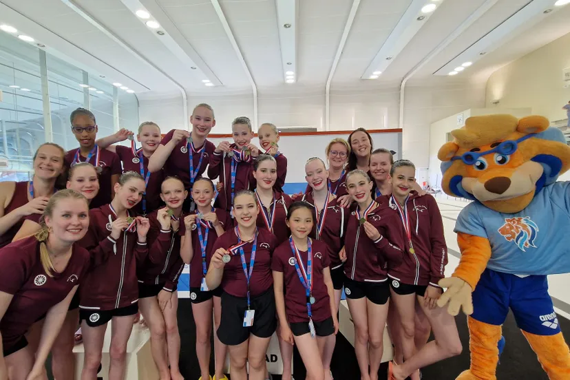 podium psv synchroonzwemsters
