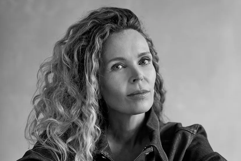 roxane van iperen fotograaf c dorian jurne liggende foto