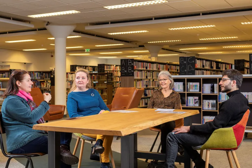 taalcafe in bieb l mouont media