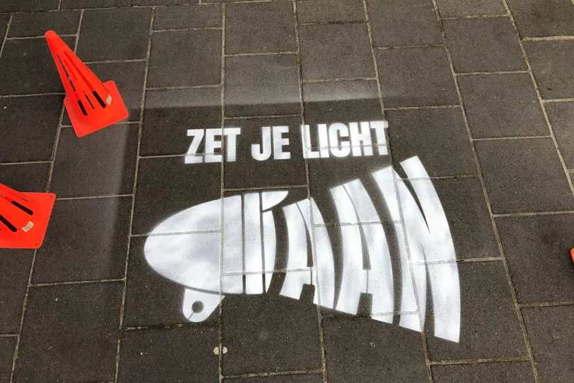 zet je licht aan