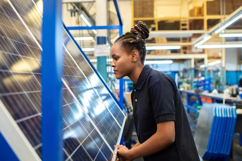 zonnepanelen elektromonteur uwv