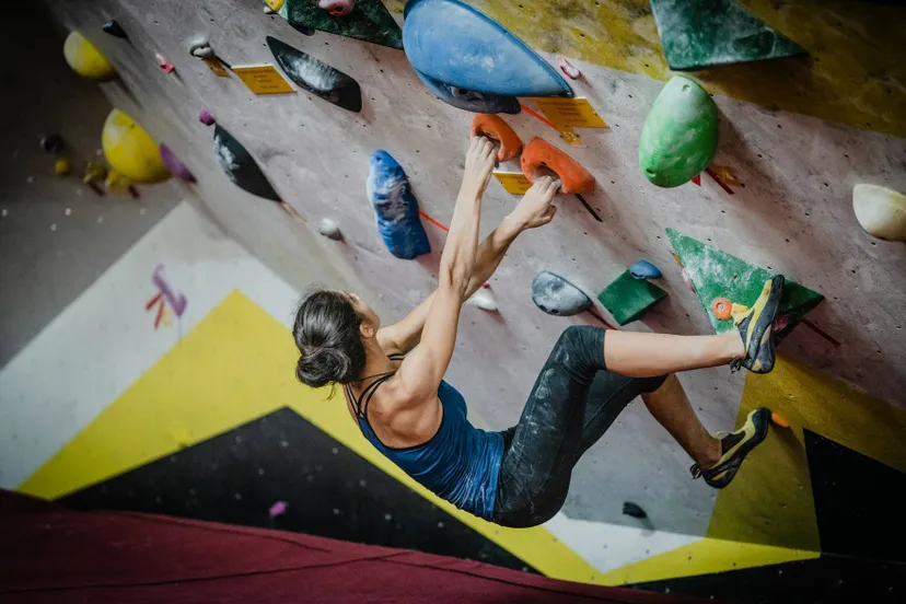 bouldering yns plt via unsplash