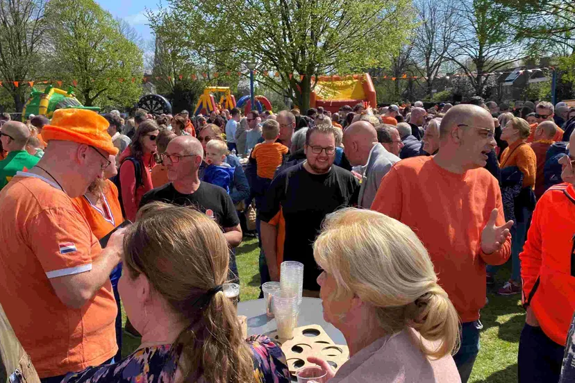 oranjemarkt publiek