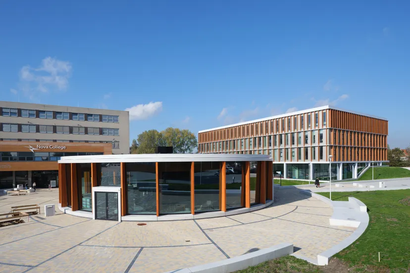 31 nova college ossip small