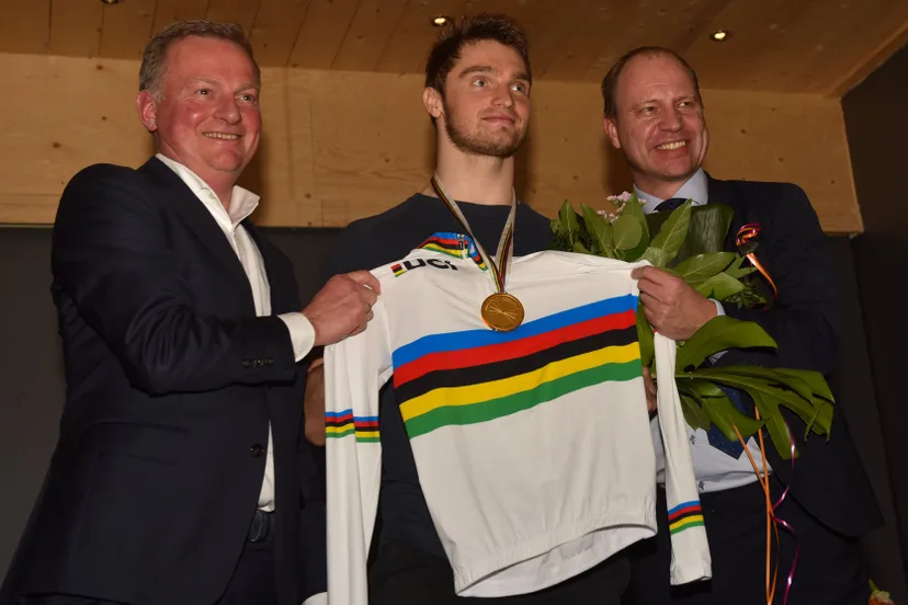 53435220 2037360833029839 1031890215263797248 o