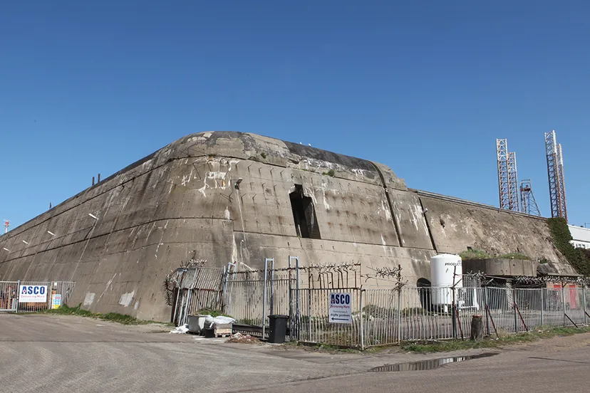 s boat bunker ijmuiden 7318922876 wiki