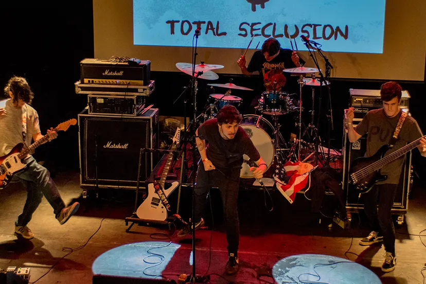 total seclusion door peter van heun banner