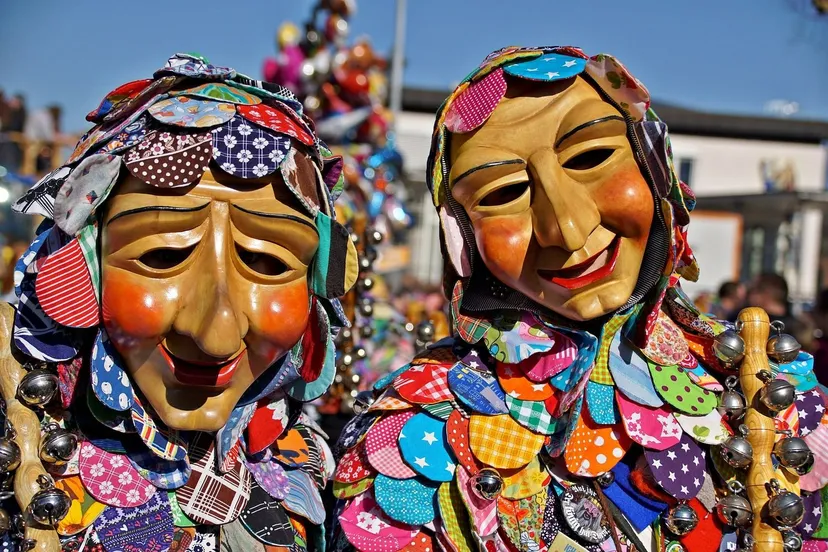 carnival parade 4028912 1920