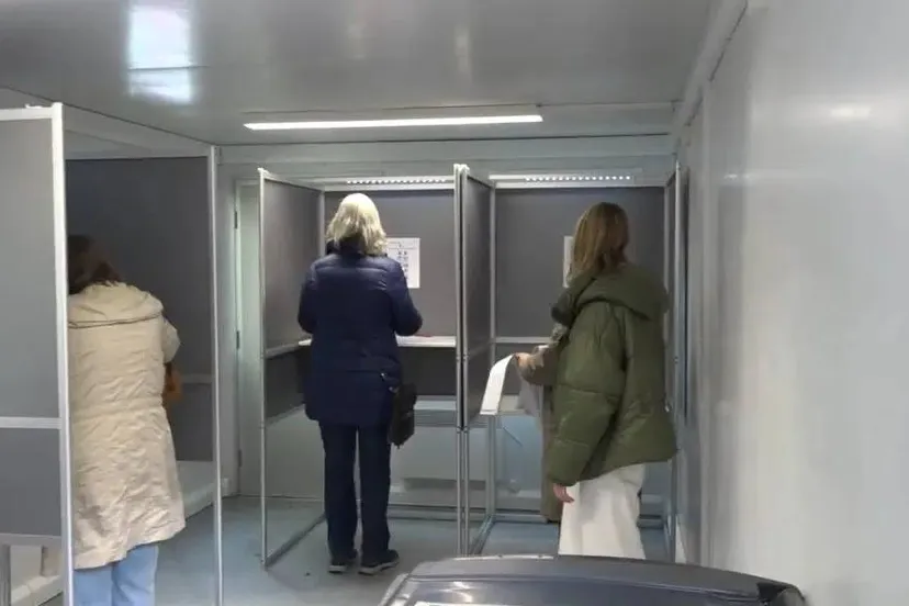 Stembus-driehuis-1024x592