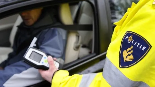 ruim 200 agenten ontslagen wangedrag