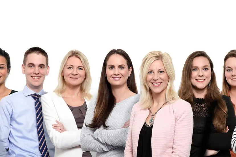 team 1 1600x567