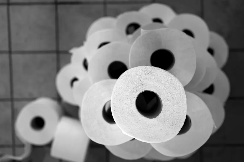 toilet paper gf042a94c0 1920