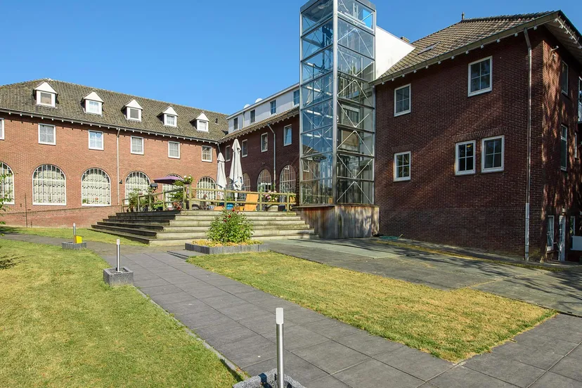 zorghuis smakt pand geheel