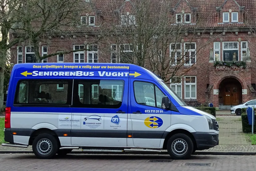 100bus1 bestickerd 181218