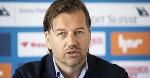 12009390971200749379