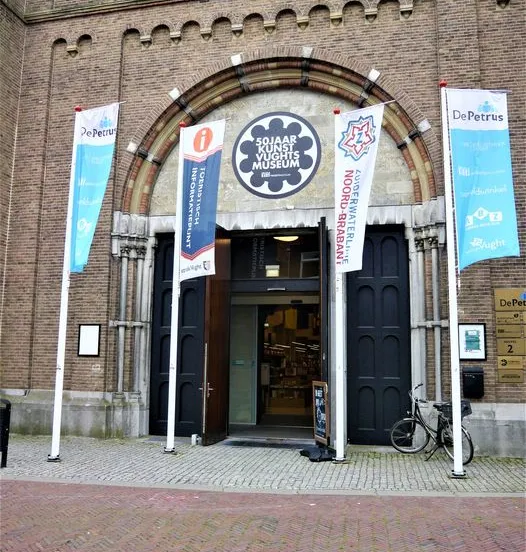 230928 entree depetrus