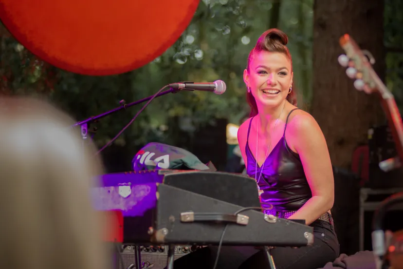 buiten is het feest st 3 jpg sd high