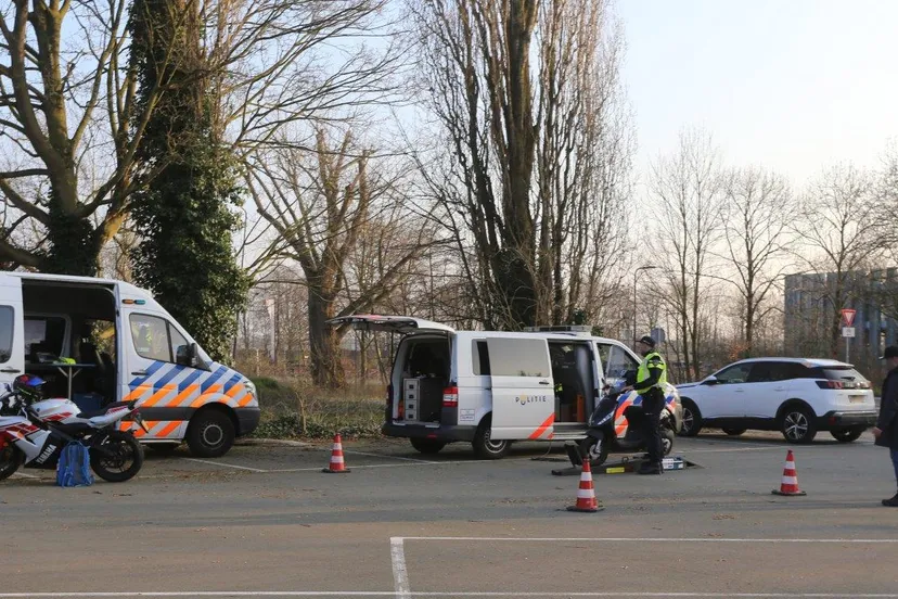 controle den bosch 6