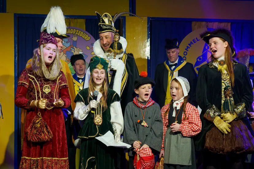 cr installatie jeugdprinsengroep 003