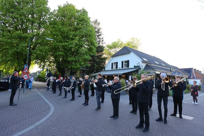 dodenherdenking helvoirt 8