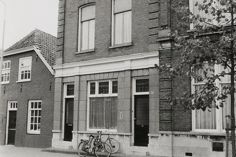 dorpstraat 11 13 bron bhic