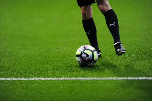 football 2518982 340